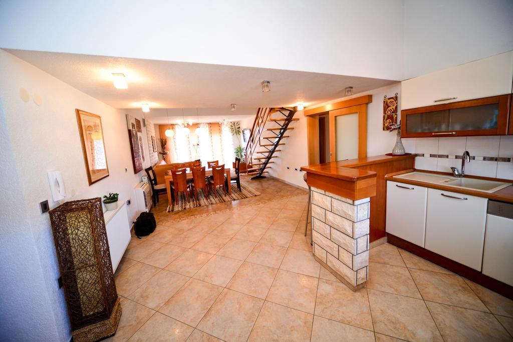 Apartman Ksenija Zadar Exterior foto