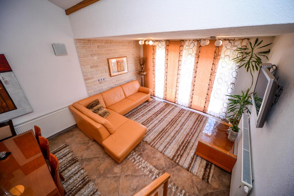 Apartman Ksenija Zadar Exterior foto
