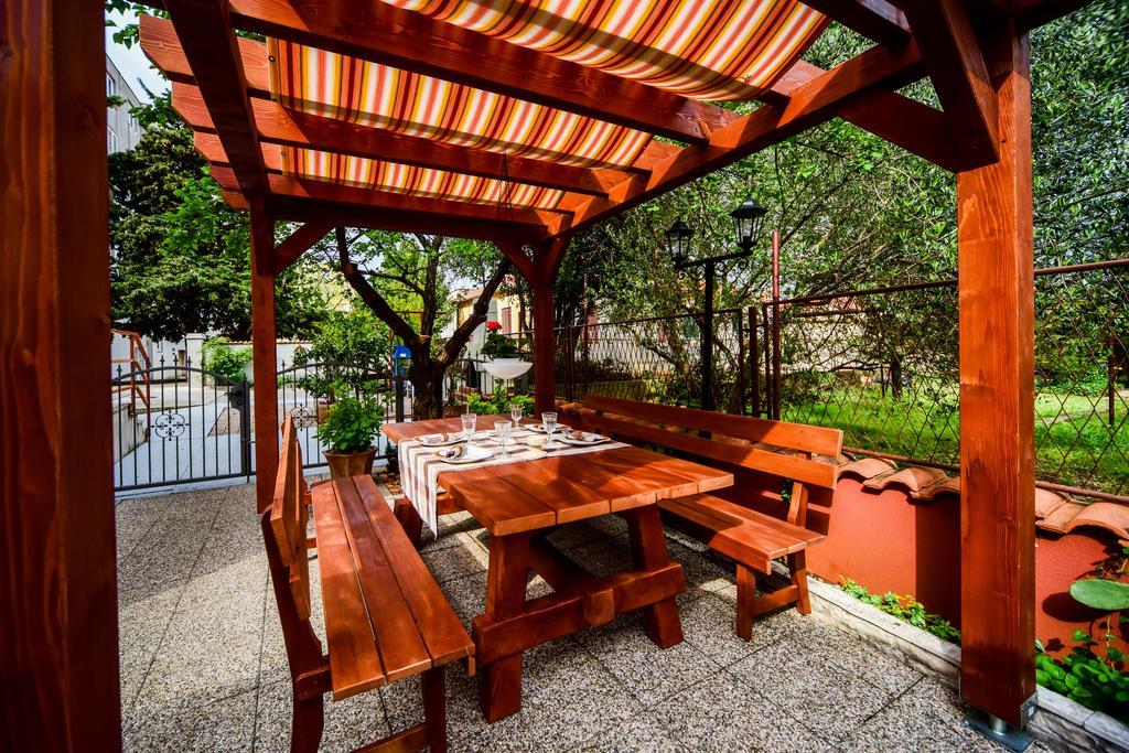 Apartman Ksenija Zadar Exterior foto